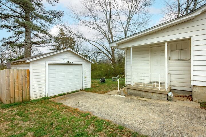 Property Photo:  1200 W 49th Street  AR 72118 