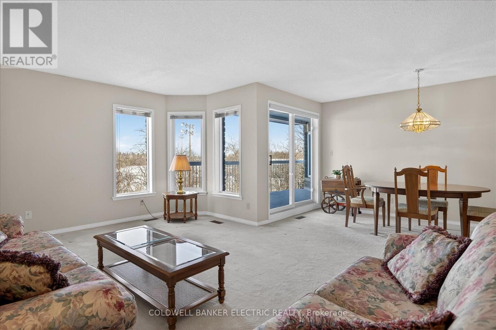 Property Photo:  1099 Clonsilla Avenue 205C  ON K9J 8L8 