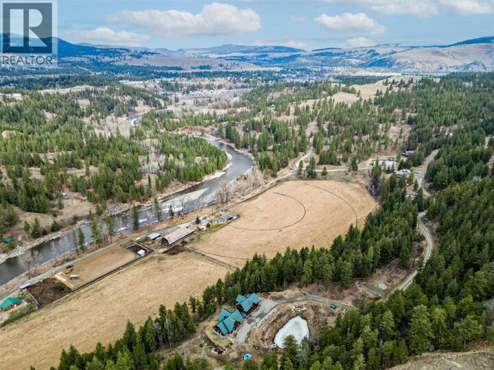 Property Photo: 590 East Similkameen Road 8 BC V0X 1W0