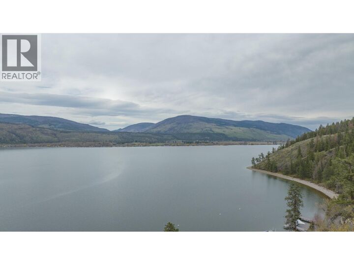 Property Photo: 40 Kestrel Place 14 BC V1H 1S6