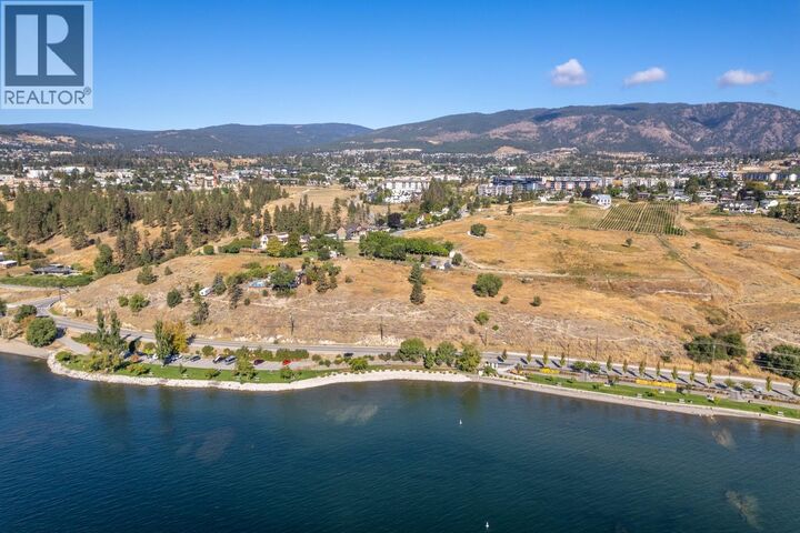 Property Photo:  2160 Boucherie Road  BC V4T 2C7 