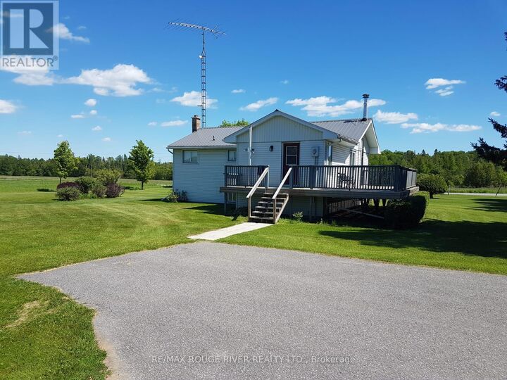 Property Photo: 566 Sandy Flats Road ON K0K 2X0