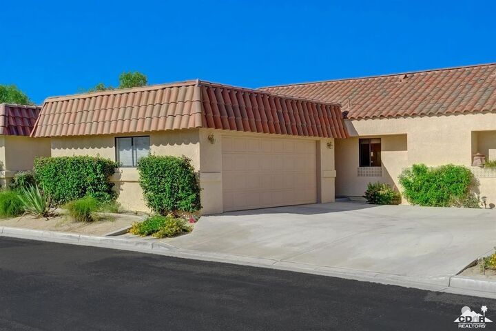 Property Photo:  40461 Bay Hill Way  CA 92211 