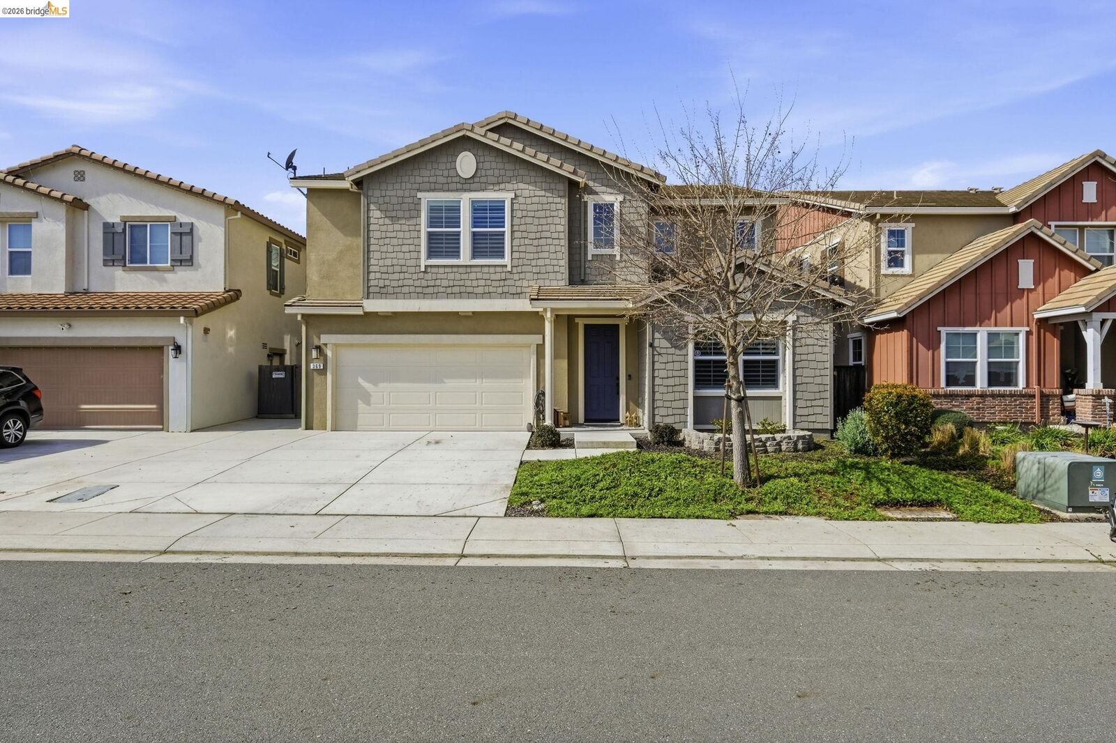 Property Photo:  369 Parkfield Way  CA 94561 