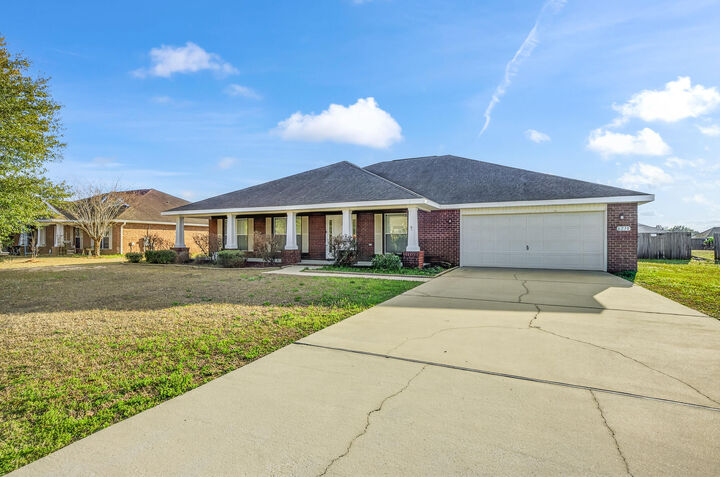 Property Photo: 6210 Lapis Lane FL 32539