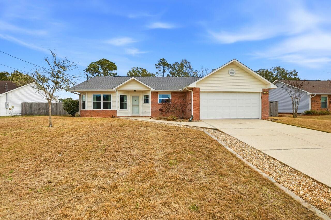 Property Photo:  1285 Jefferyscot Drive  FL 32536 