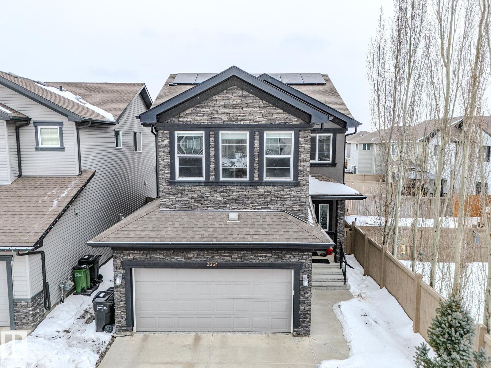 Property Photo:  3334 Hilton Crescent NW  AB T6M 0N5 