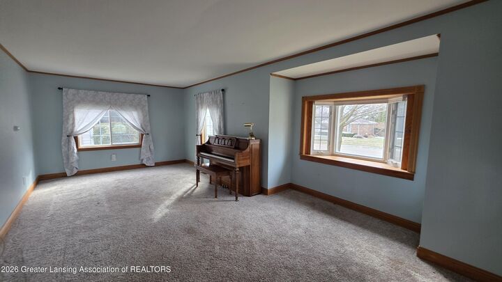 Property Photo:  1105 S Swegles Street  MI 48879 