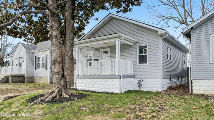 Property Photo:  621 Beecher St  KY 40215 