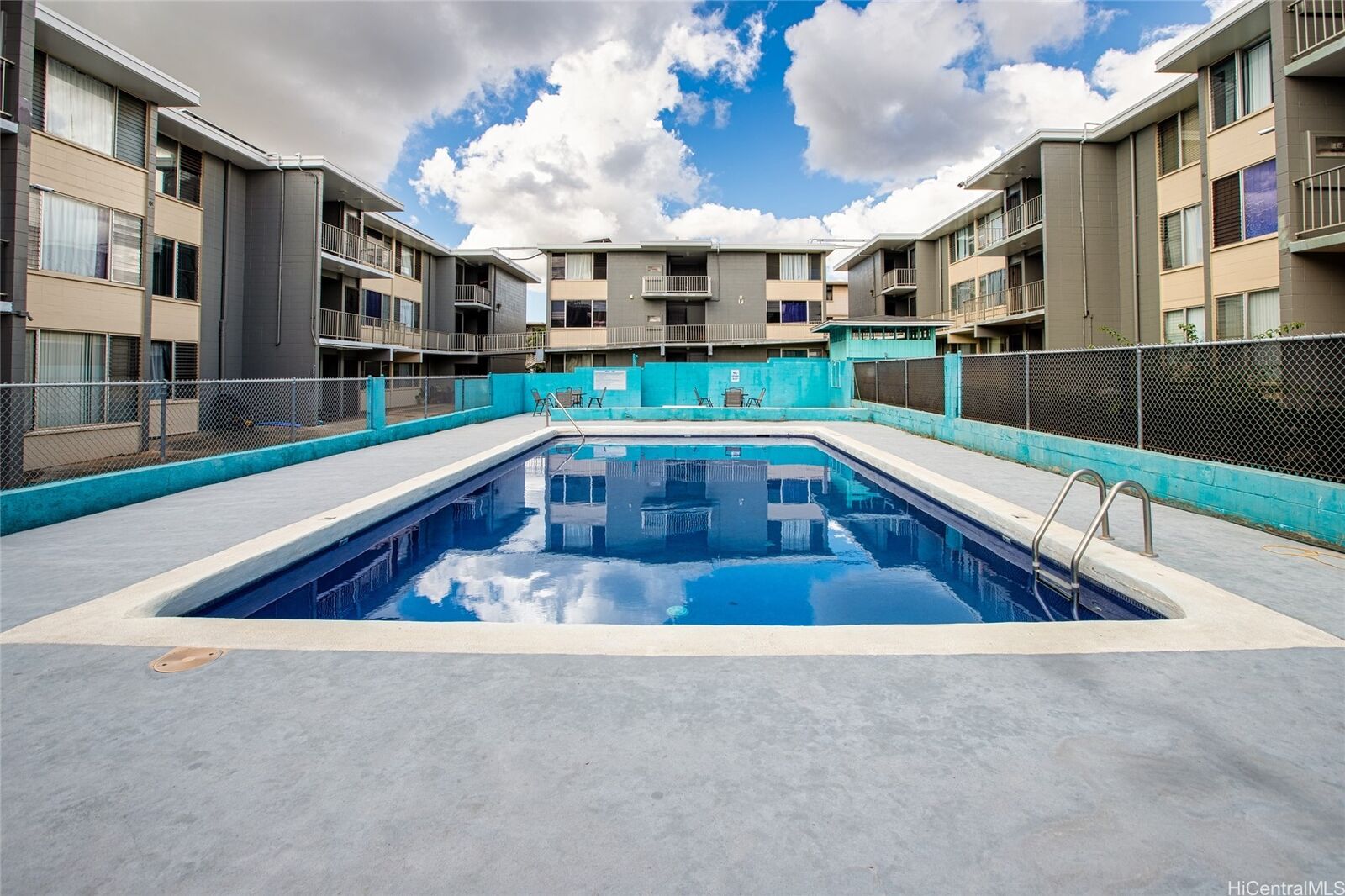 Property Photo:  94-246 Leoku Street G125  HI 96797 