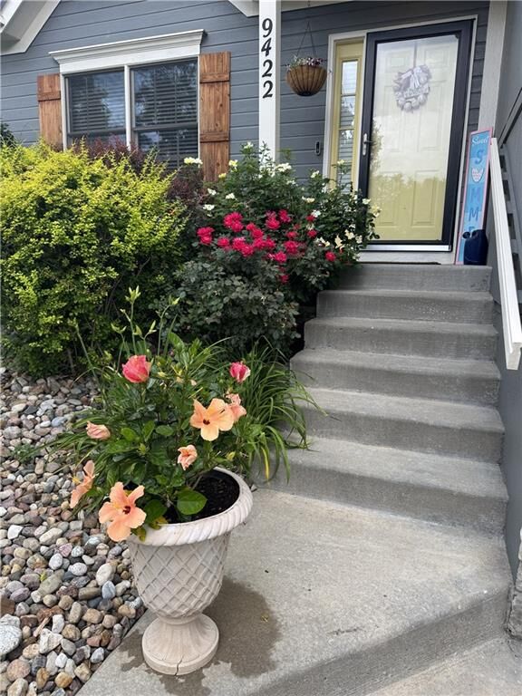 Property Photo:  9422 N Campbell Court  MO 64155 