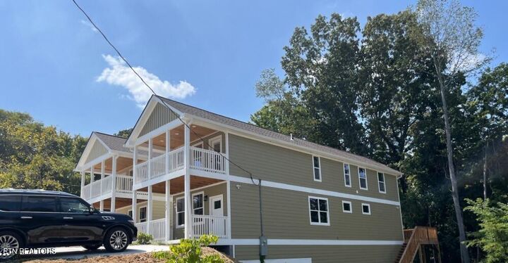 Property Photo:  172 W Meeting St  TN 37725 