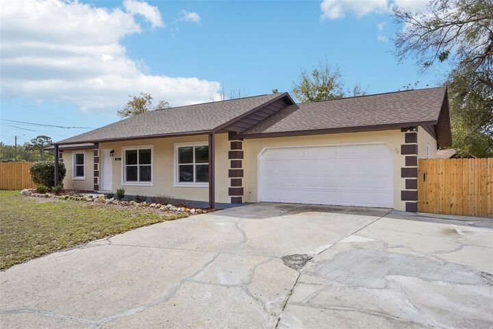 Property Photo:  9660 SE 121st Place  FL 34420 