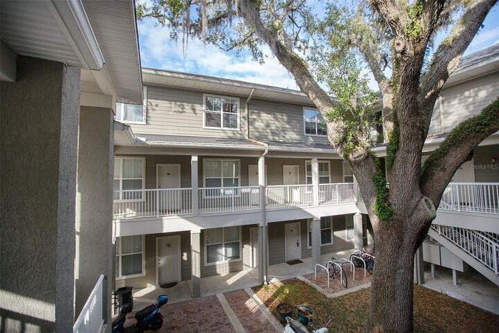 Property Photo:  621 SW 10th Street 108  FL 32601 