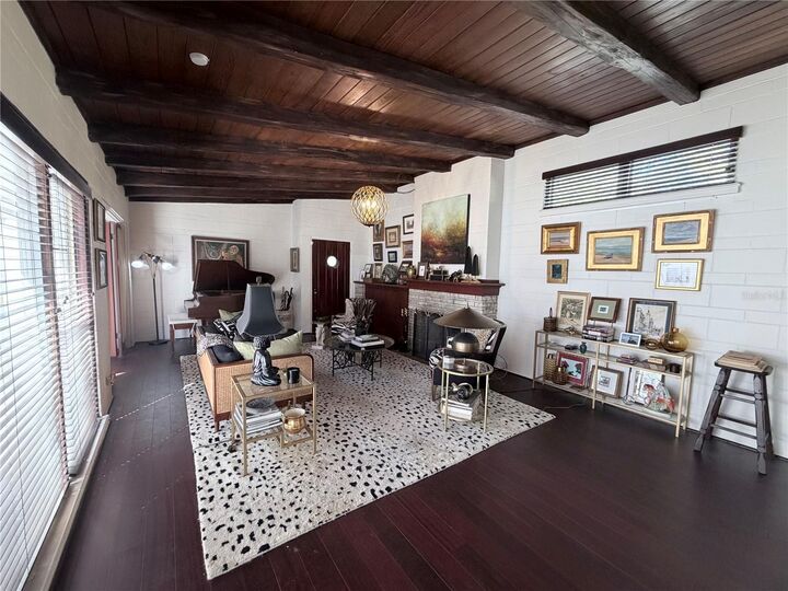 Property Photo:  836 Mayfair Circle  FL 32803 