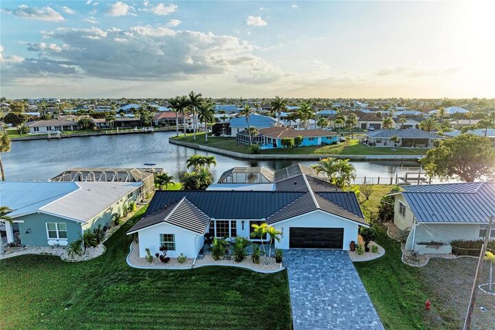 Property Photo:  345 Belaire Court  FL 33950 