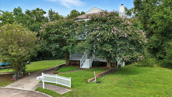 Property Photo:  1618 Cypress Lane  MS 39507 