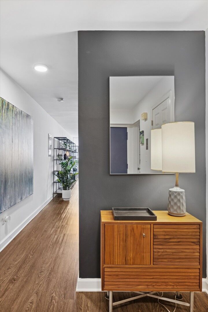 Property Photo:  2726 Central Street 2D  IL 60201 