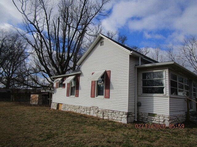 Property Photo: 1405 Pearl Street IL 62930