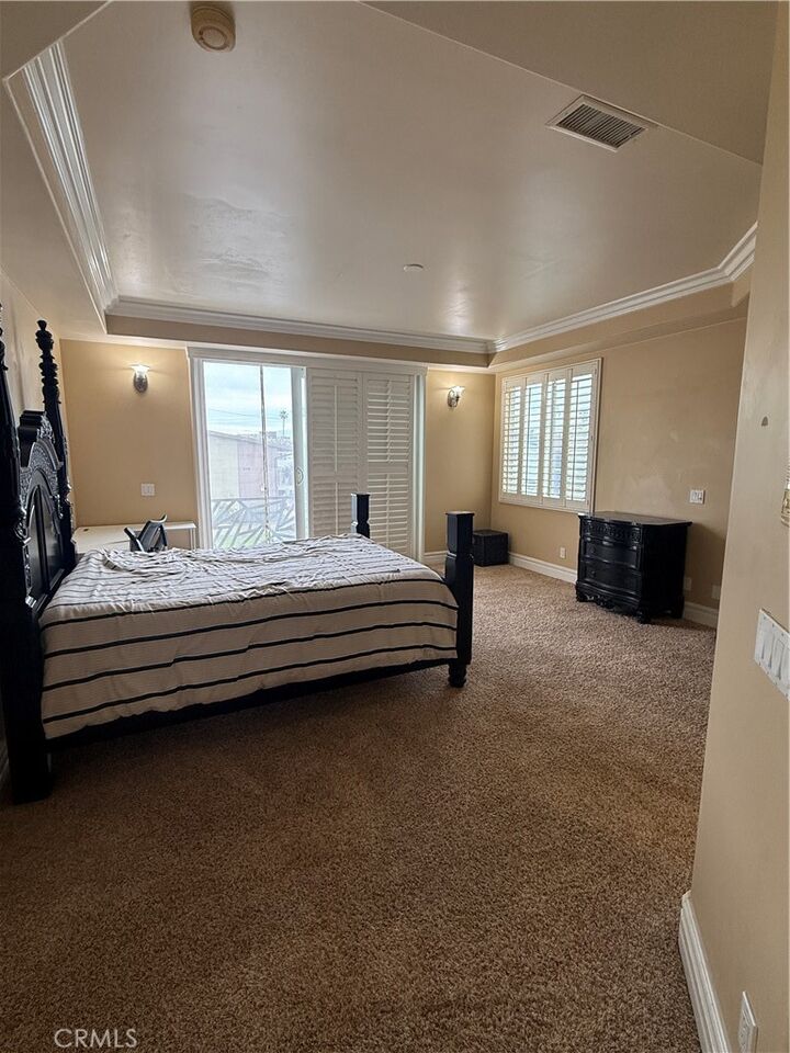 Property Photo:  211 Chicago  CA 92648 