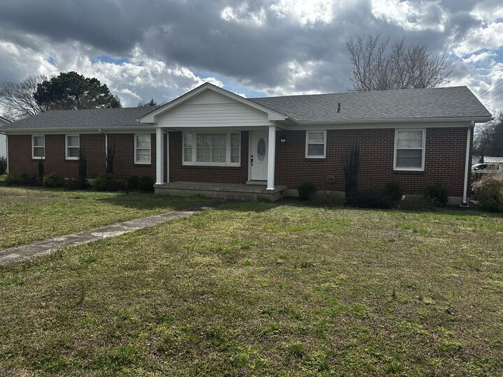 Property Photo:  601 5th St  TN 38464 