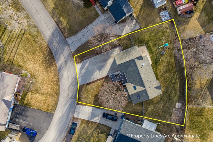 Property Photo:  2140 Oriole Drive  MT 59808 