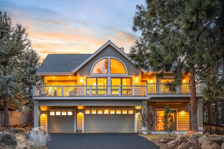 Property Photo:  1200 NW Constellation Drive  OR 97703 