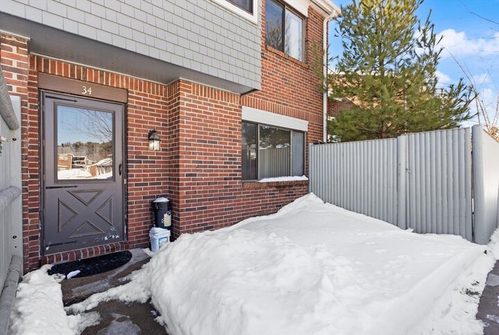 Property Photo:  34 Rosewood Dr 34  MA 02072 