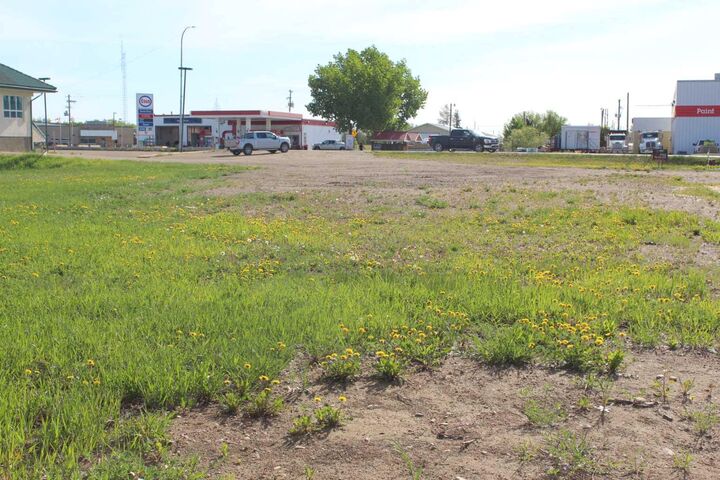 Property Photo: 430 Main Street AB T0H 2M0