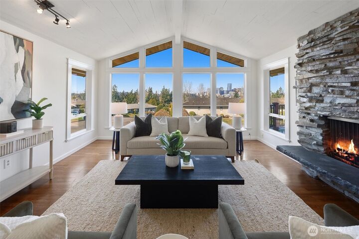 Property Photo: 12115 SE 16th Place WA 98005