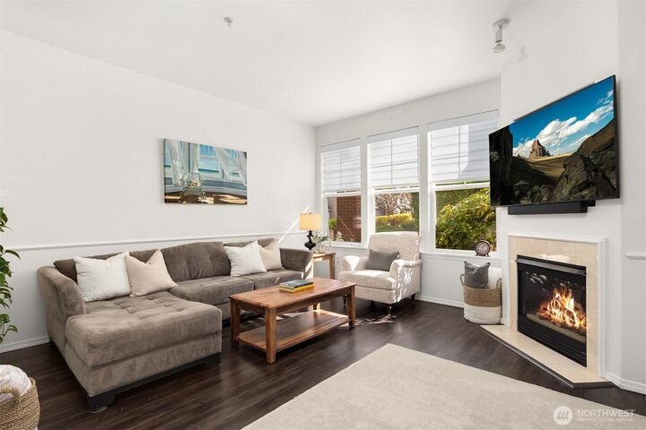 Property Photo:  8500  Main Street F101  WA 98026 