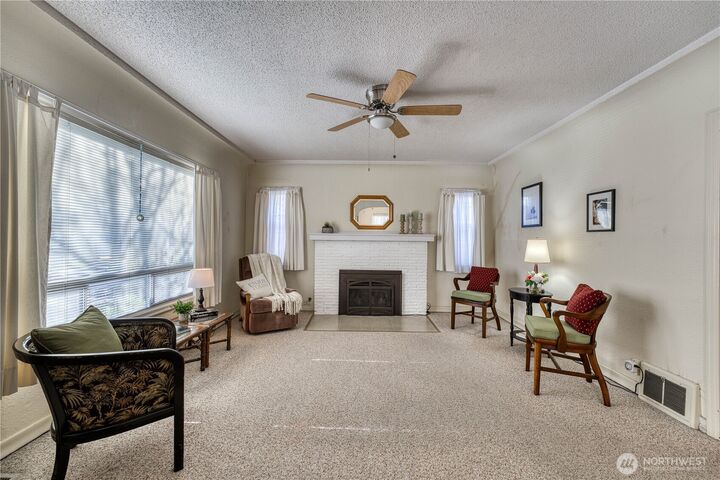 Property Photo:  751 S 39th Street  WA 98418 