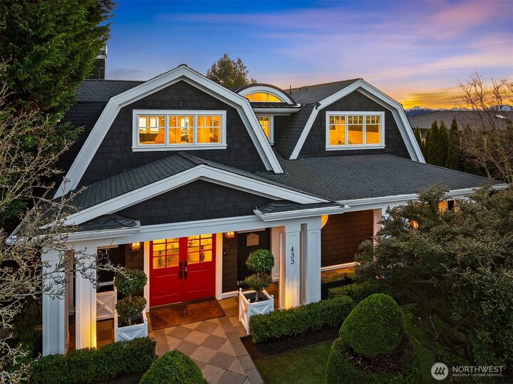 Property Photo: 433 11th Avenue W WA 98033