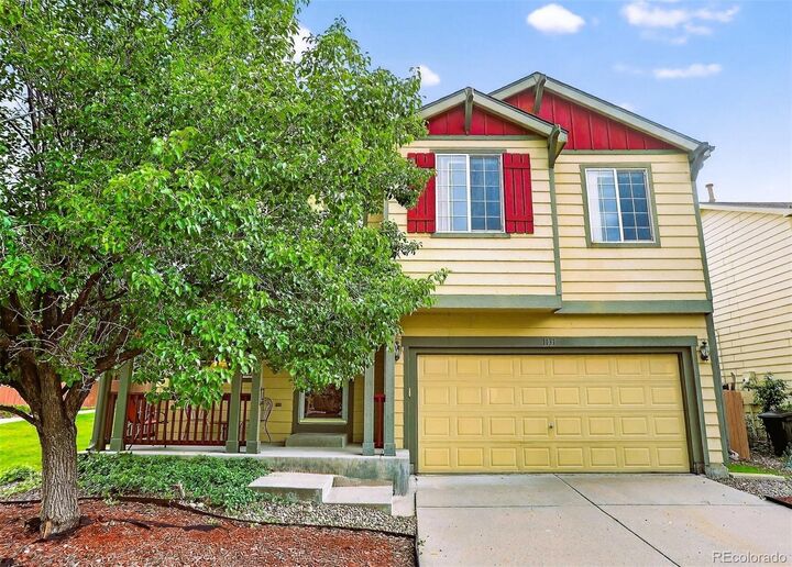 Property Photo:  1131 S Chester Court  CO 80247 
