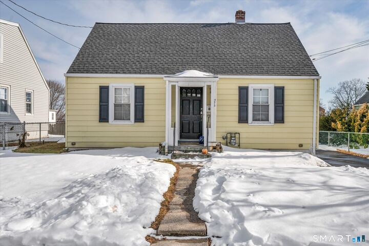 Property Photo:  375 Ruth Street  CT 06606 