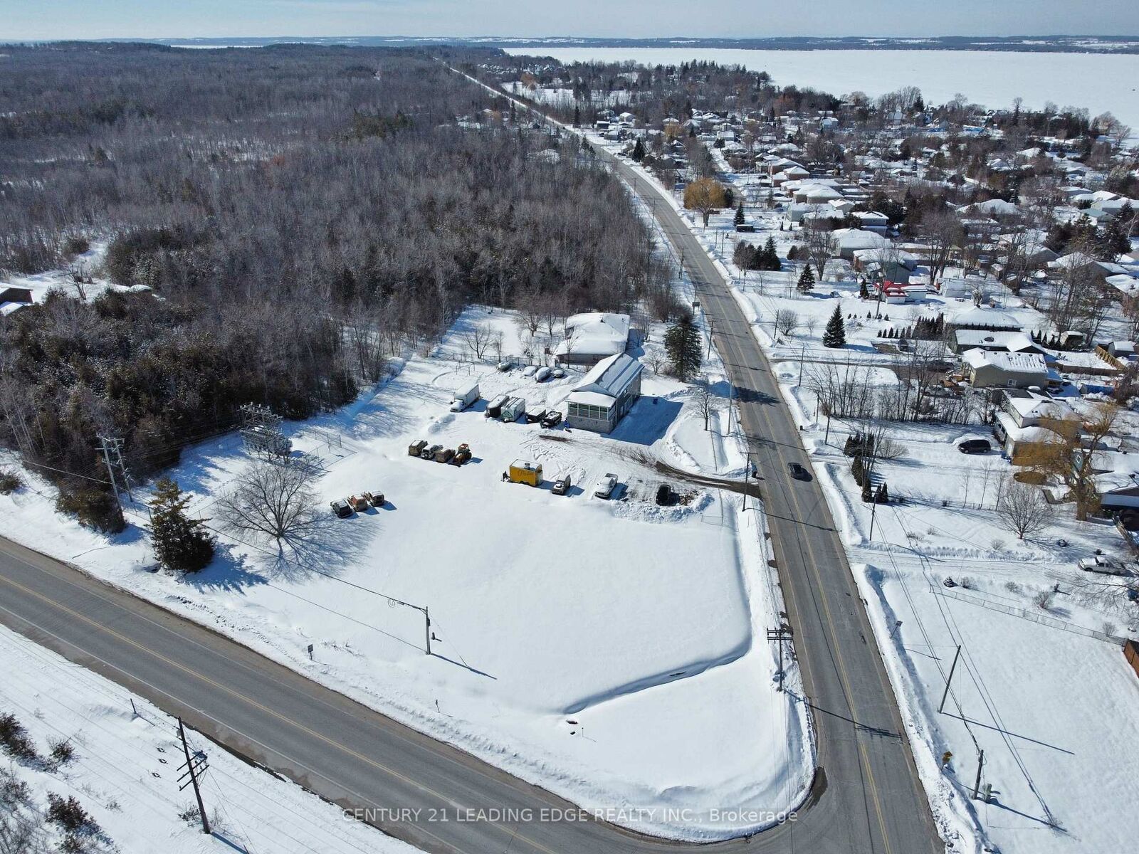 Property Photo:  1035 Metro Road N  ON L4P 3E9 