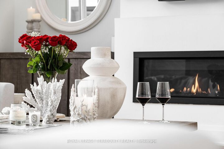 Property Photo: 109 Stillwater Crescent ON L9Y 4P5