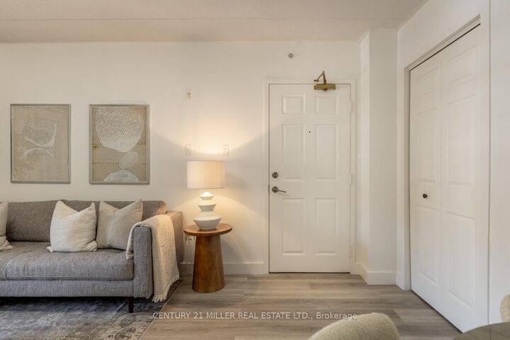 Photo de la propriété:  1487 Maple Avenue 208  ON L9T 0B7 