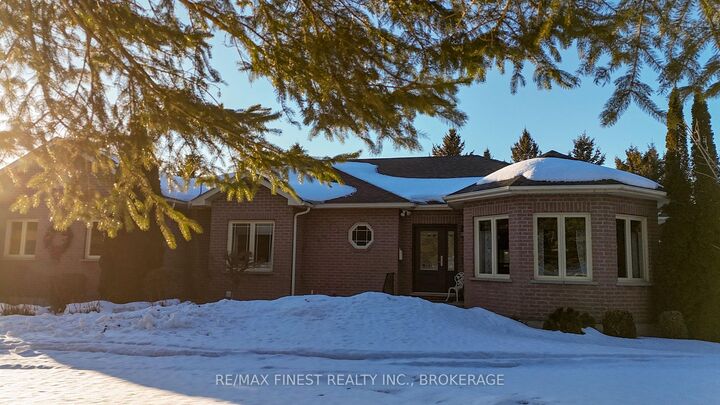 Property Photo: 108 Grayrock Crescent ON K7G 2V4