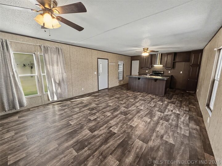 Property Photo:  6050 N 38th Street E  OK 74434 