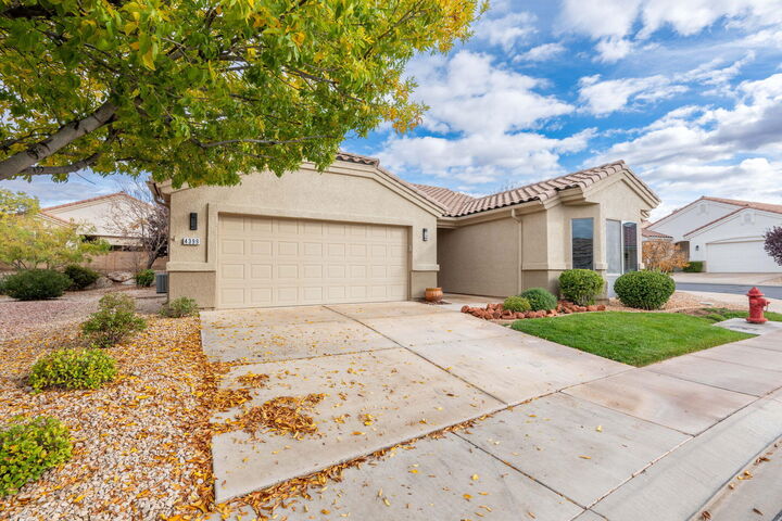 Property Photo: 4399 S Aspen Glow Dr W UT 84790