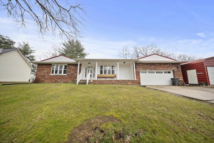 Property Photo: 2041 Harris Way KY 41169