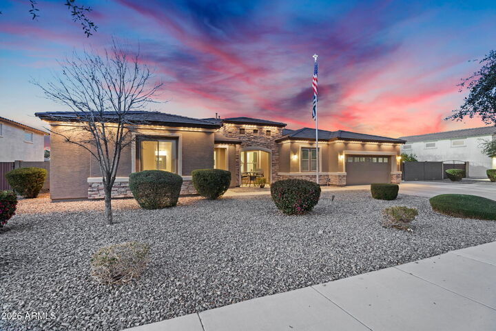 Property Photo:  21960 E Russet Road  AZ 85142 