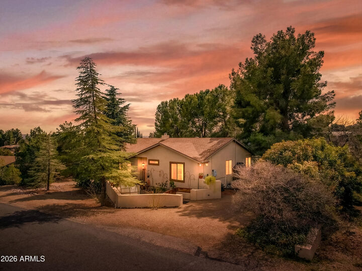 Property Photo:  1245 E Bow Maker Trail  AZ 86326 