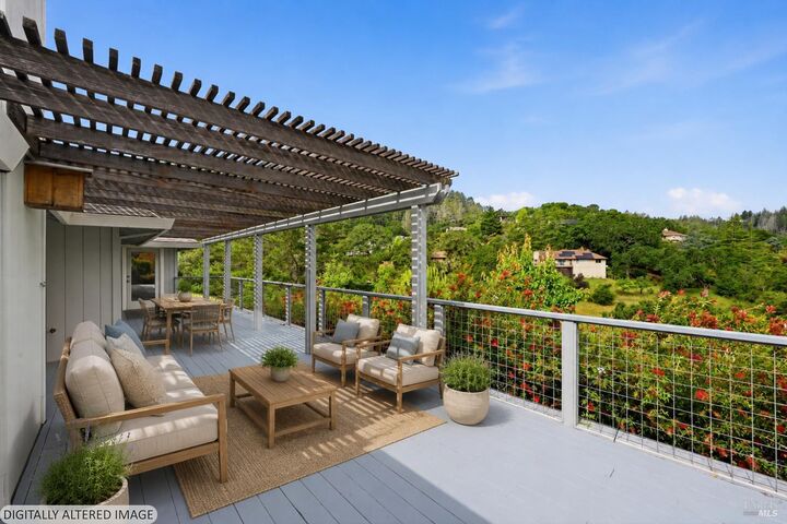 Property Photo: 437 Crestridge Place CA 95409
