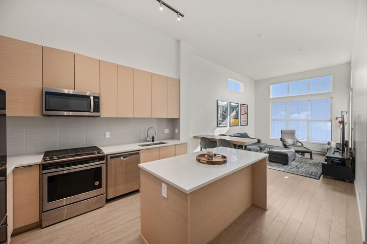 8150 207 Street C614 — photo 1