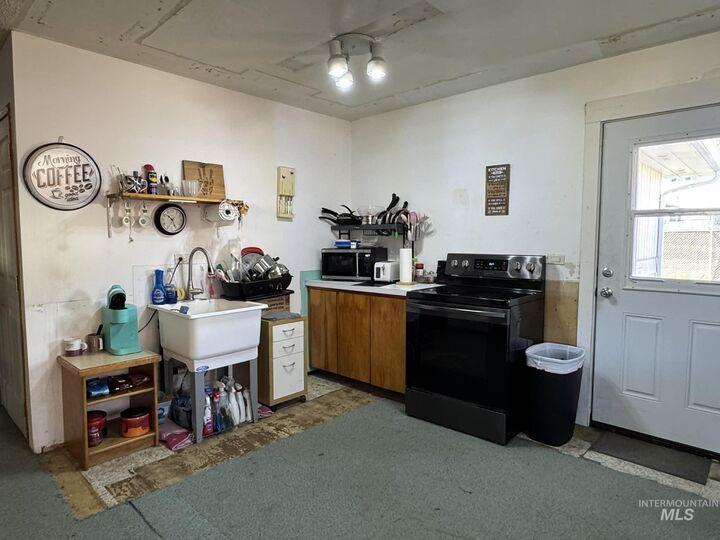 Property Photo:  1010 Idaho St  ID 83536 