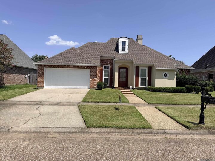 Property Photo:  732 Troutbeck Dr  LA 70810 