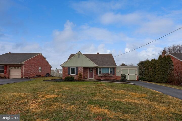 Property Photo:  1160 Wea Wit Street  PA 17519 