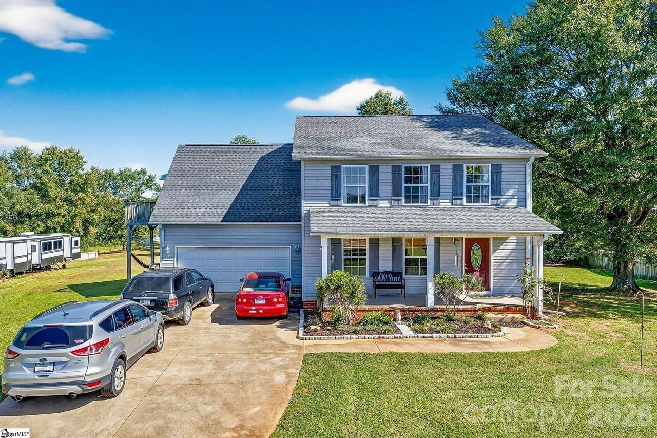 Property Photo: 214 Cooleys Crest Lane SC 29349